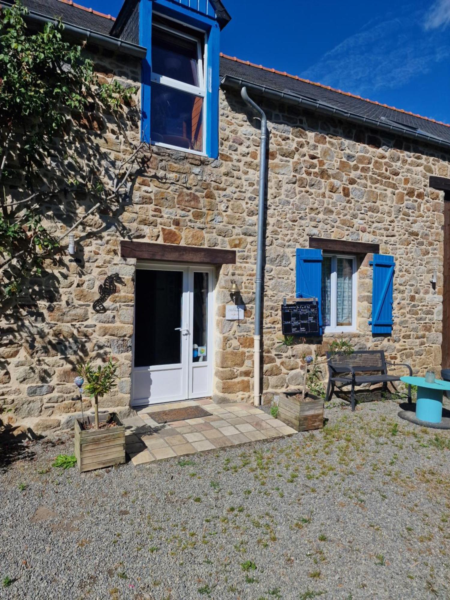 Hotel Les Chevaux De L'Hippocampe à Mont-Dol Extérieur photo